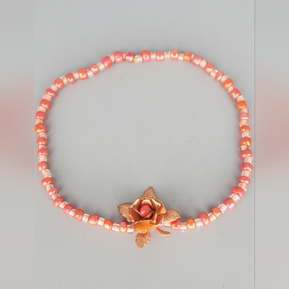 Handmade Rosegold Tone Flower Pendant Coral Red and Orange Beaded Anklet - Picture 3 of 5
